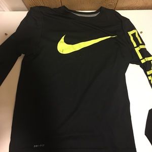 Nike elite long sleeve shirt